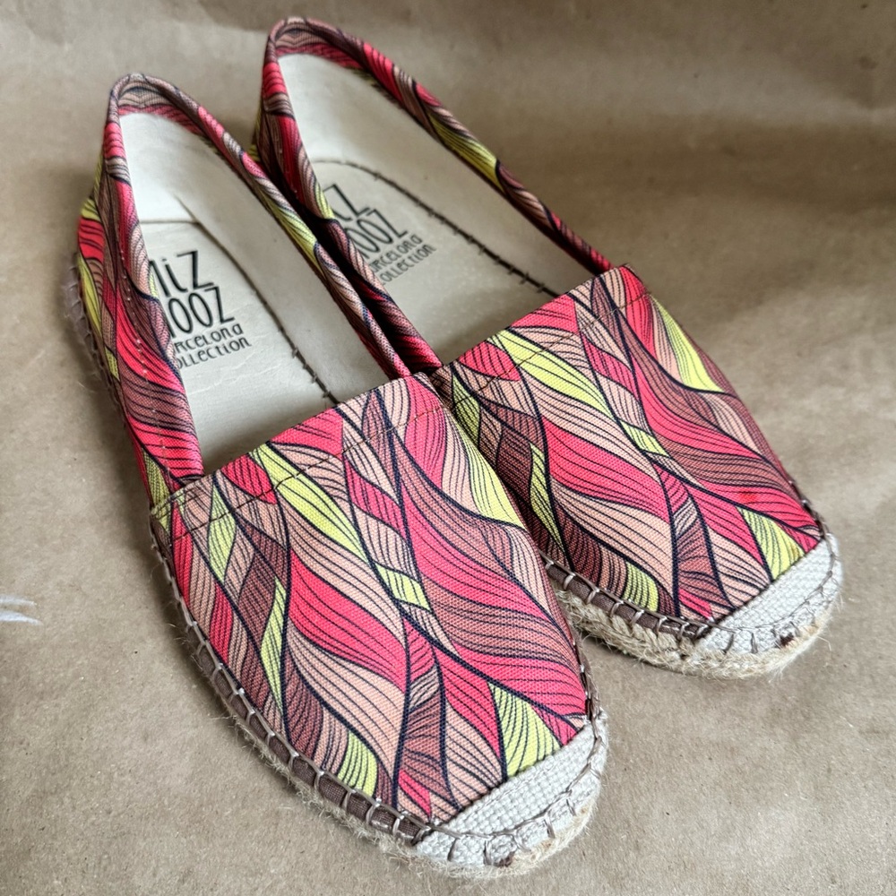 Miz Mooz Barcelona Collection Orange Yellow Brown Canvas Espadrilles. Size EU39